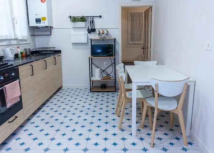 Bonito Y Espacioso Piso En Bilbao. Centro