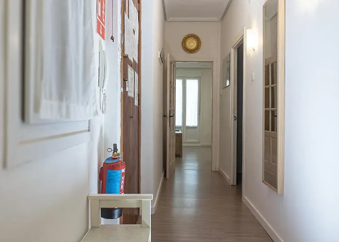 Апартаменты Bonito Y Espacioso Piso En Bilbao. Centro *